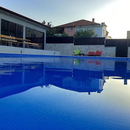 Apartments Vuk Поседарье Екстериор снимка