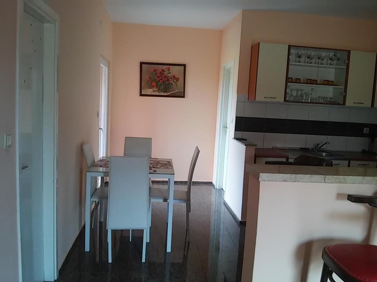 Apartments Vuk Поседарье Стая снимка